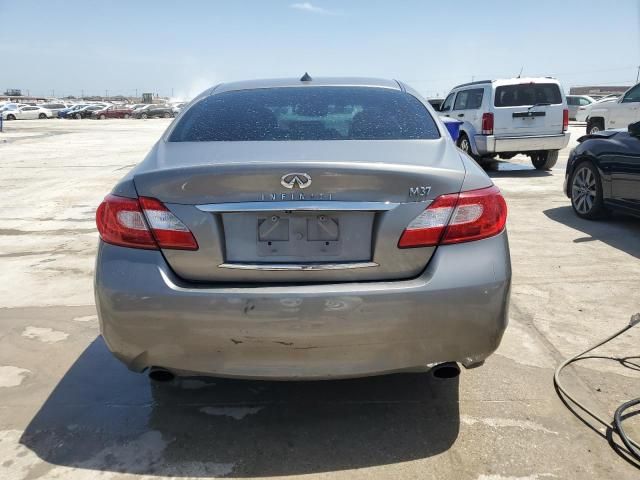 2012 Infiniti M37