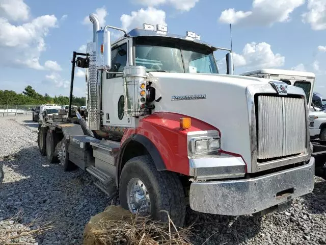 2016 Western Star Conventional 4900SA