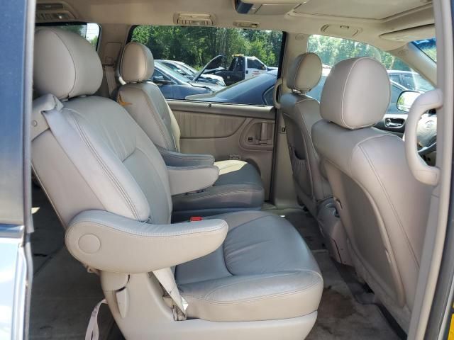 2008 Toyota Sienna XLE