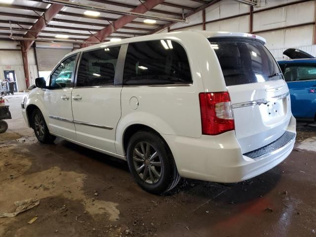 2015 Chrysler Town & Country S