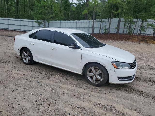 2013 Volkswagen Passat SE