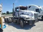 2006 Mack 600 CXN600