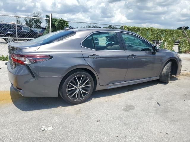 2021 Toyota Camry SE