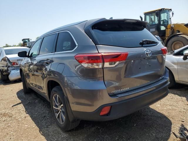 2018 Toyota Highlander SE