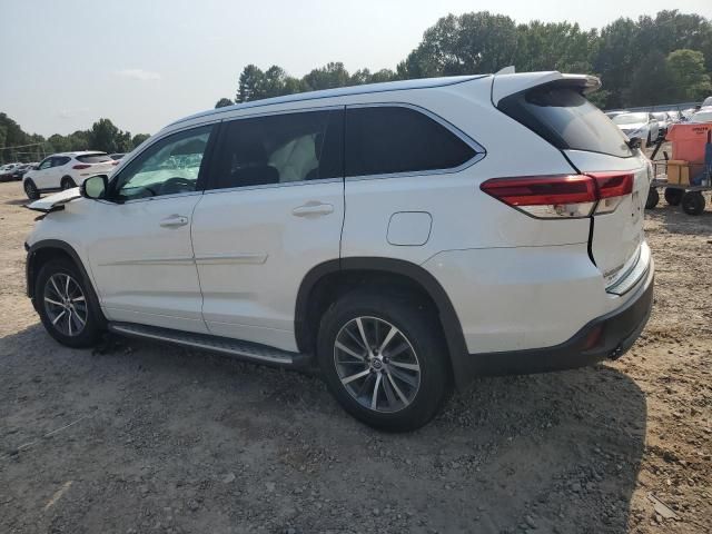 2018 Toyota Highlander SE