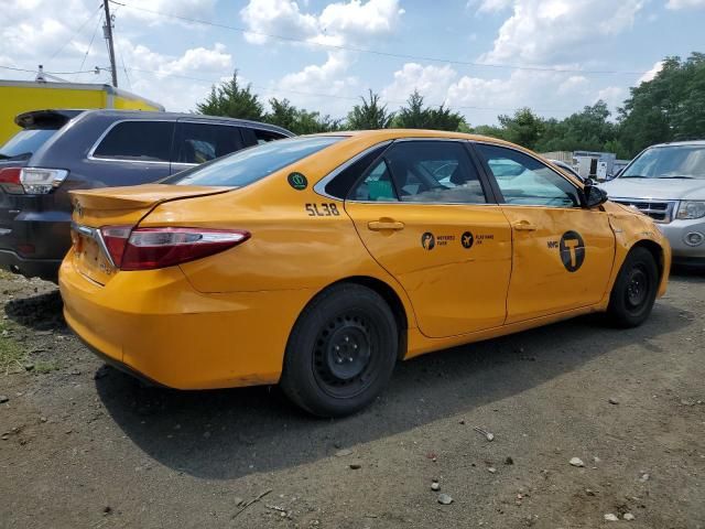 2015 Toyota Camry Hybrid