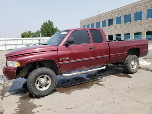 2000 Dodge RAM 2500