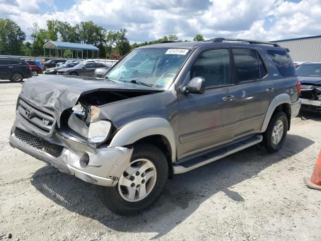 2004 Toyota Sequoia SR5