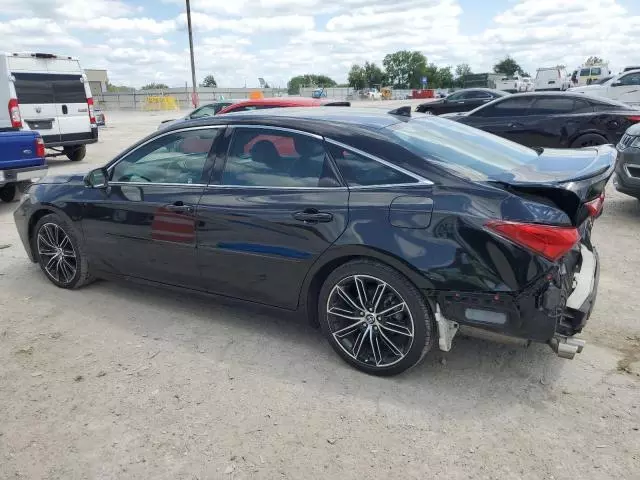 2019 Toyota Avalon XLE