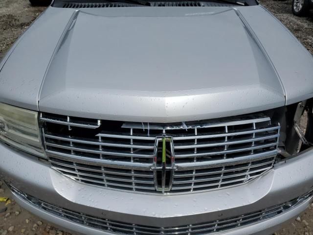 2011 Lincoln Navigator L