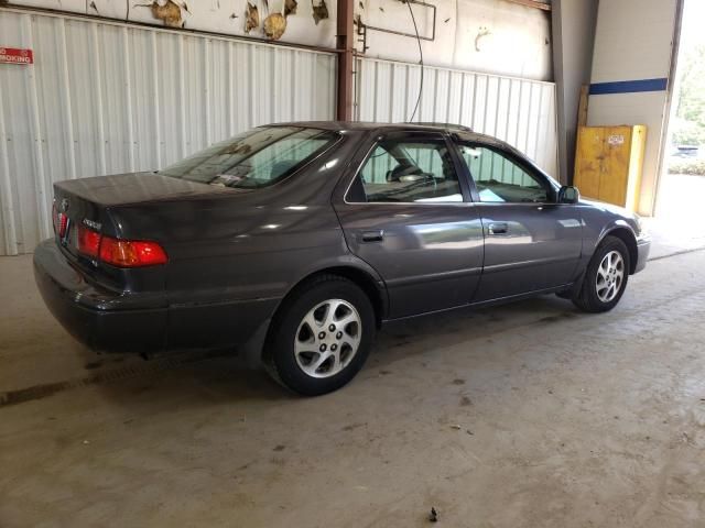 2000 Toyota Camry LE