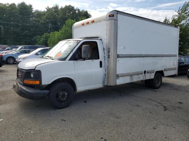 2007 GMC Savana Cutaway G3500