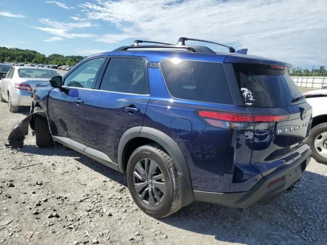 2022 Nissan Pathfinder SV