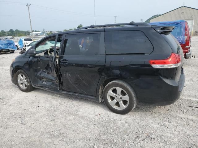 2014 Toyota Sienna LE