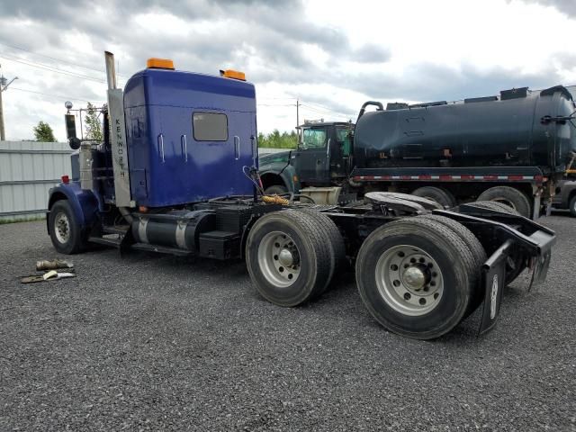 2006 Kenworth Construction W900