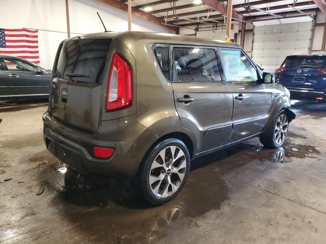 2013 KIA Soul +