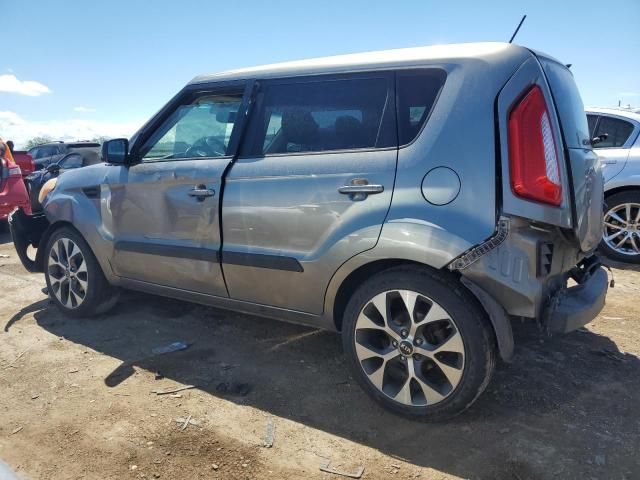 2013 KIA Soul +