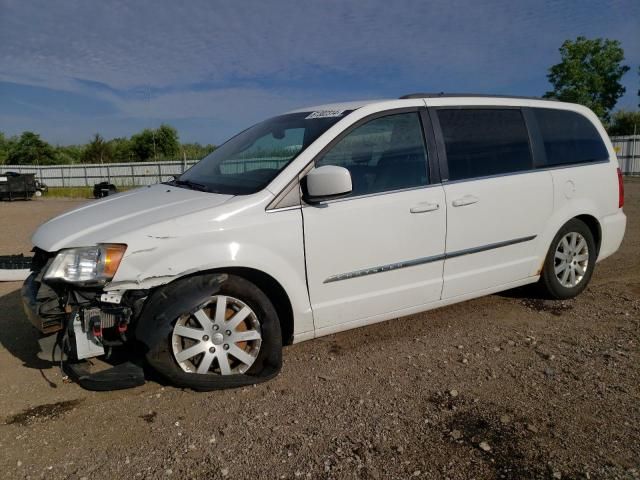 2013 Chrysler Town & Country Touring