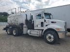 2006 Peterbilt 335