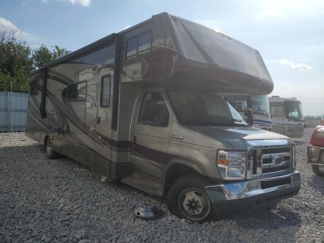 2011 Ford Econoline E450 Super Duty Cutaway Van