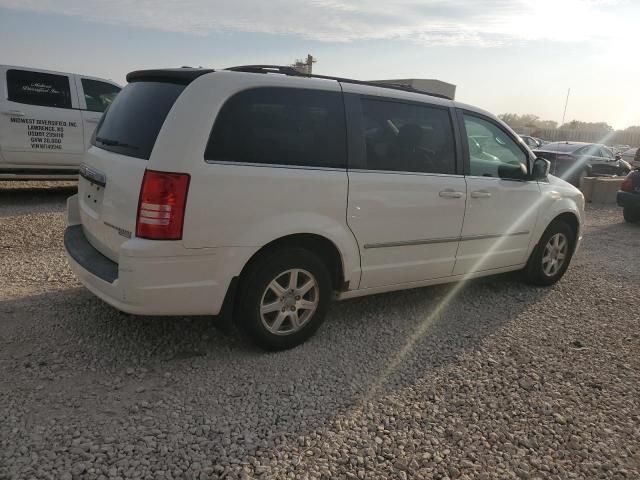 2009 Chrysler Town & Country Touring