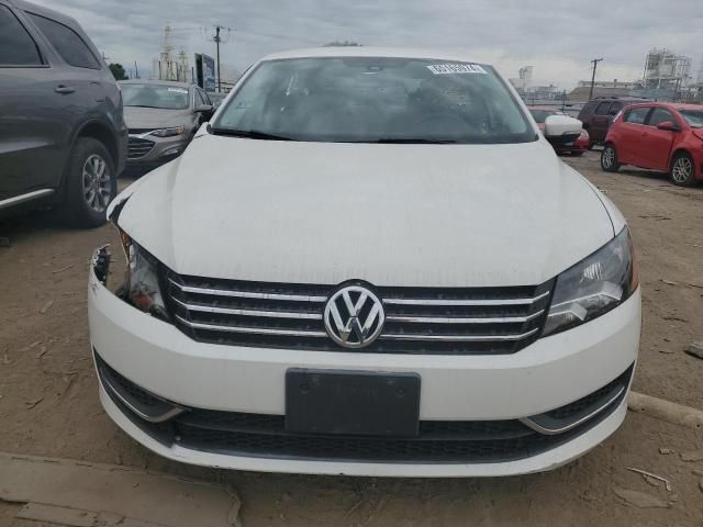 2014 Volkswagen Passat S