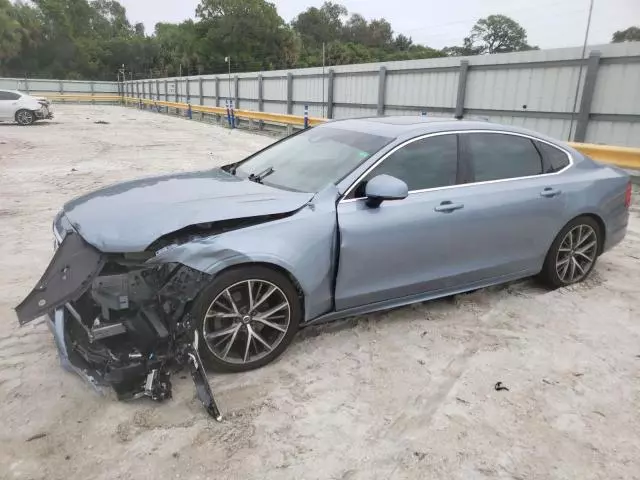 2019 Volvo S90 T5 Momentum