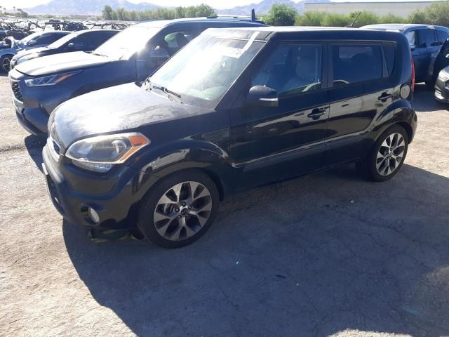 2013 KIA Soul +