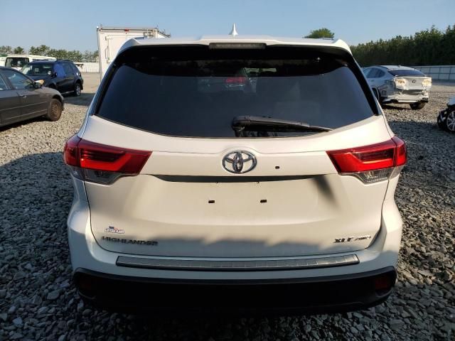 2019 Toyota Highlander SE