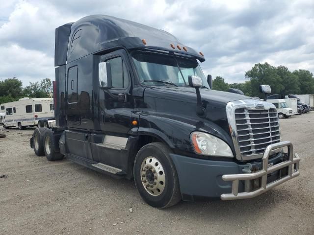 2014 Freightliner Cascadia 125