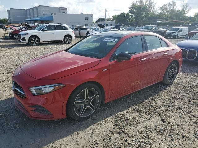 2019 Mercedes-Benz A 220