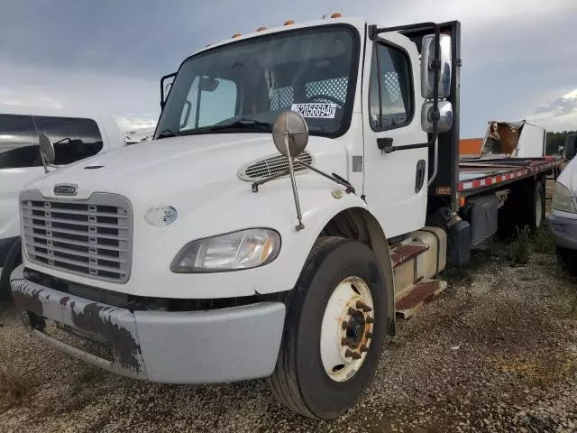 2015 Freightliner M2 106 Medium Duty