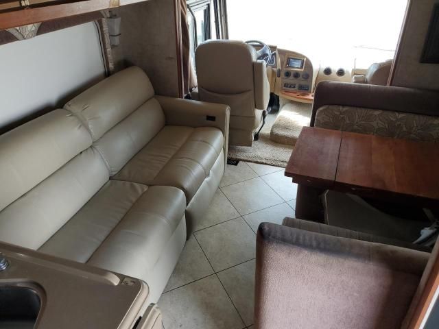 2014 Winnebago 2014 Ford F53