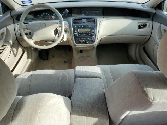 2000 Toyota Avalon XL