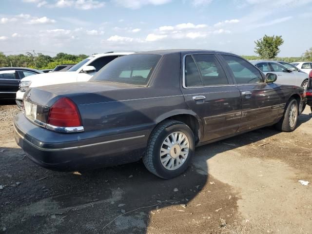 2004 Ford Crown Victoria LX