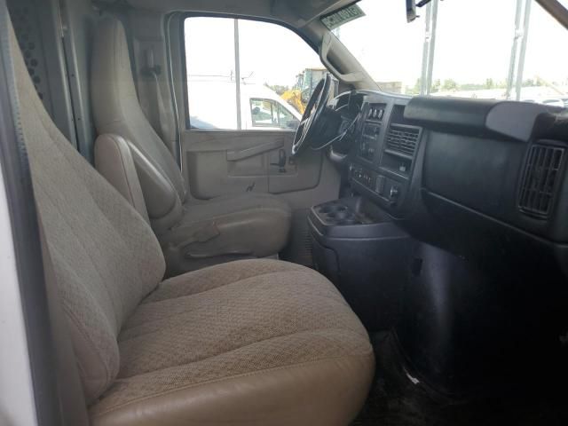 2016 Chevrolet Express G2500