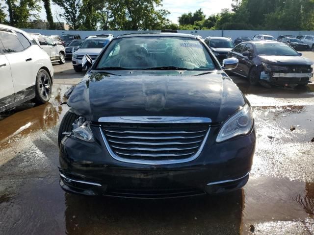 2013 Chrysler 200 Limited