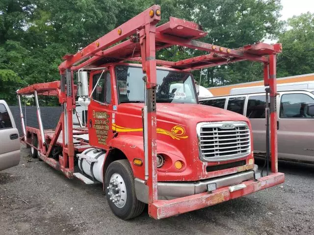 2002 Freightliner Medium Conventional FL112