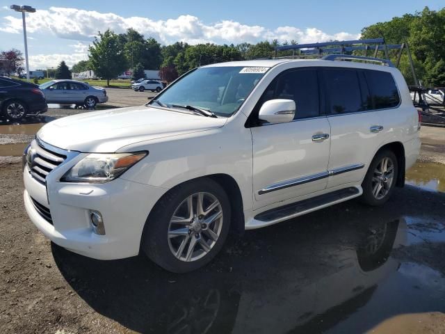 2013 Lexus LX 570