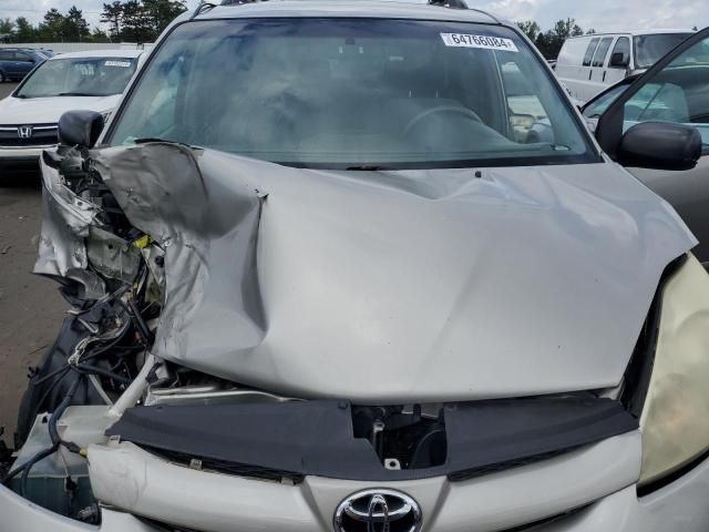 2006 Toyota Sienna CE