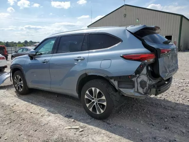 2021 Toyota Highlander XLE