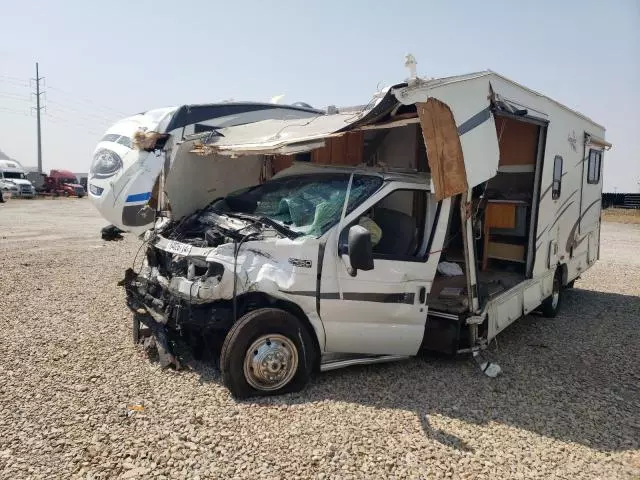 2003 Ford Econoline E450 Super Duty Cutaway Van