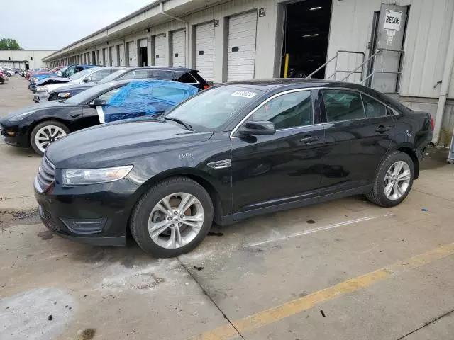 2014 Ford Taurus SEL