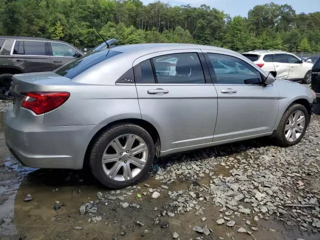 2011 Chrysler 200 Touring