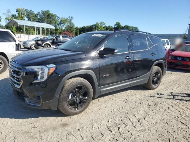 2022 GMC Terrain AT4