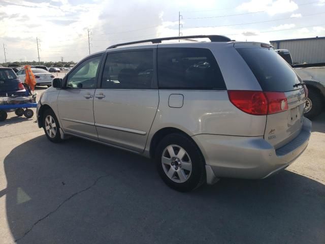 2008 Toyota Sienna XLE