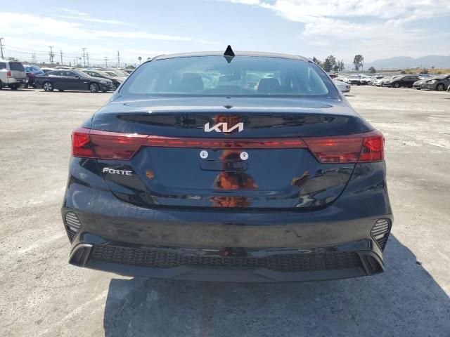 2024 KIA Forte LX