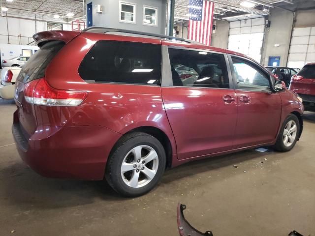 2012 Toyota Sienna LE