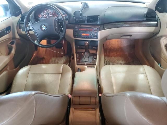 2003 BMW 325 IT