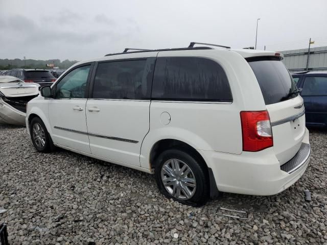 2011 Chrysler Town & Country Touring L